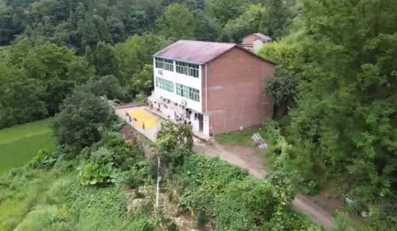 《服務(wù)的力量》-鑫源農(nóng)機(jī)收割機(jī)微視頻